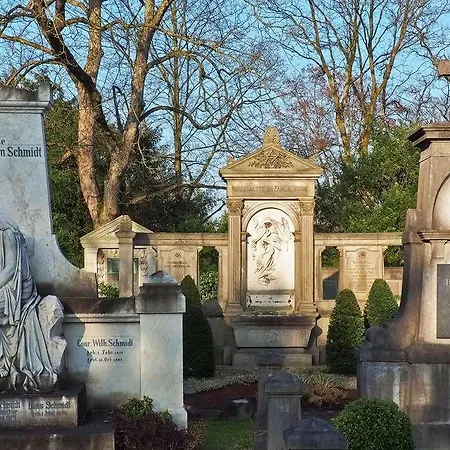 Ogcity Lecourbe 호텔